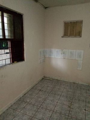 Image 4 - 892381