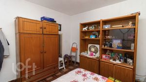Image 10 - 892382