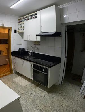 Image 6 - 892384