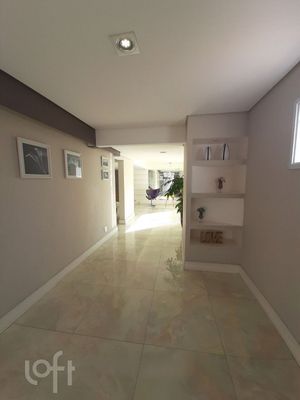 Image 9 - 892407