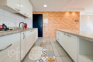 Image 45 - 892412