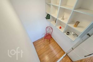 Image 44 - 892412