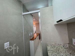 Image 9 - 892413