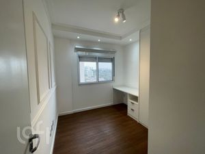 Image 11 - 892413