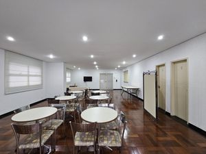 Image 19 - 892414