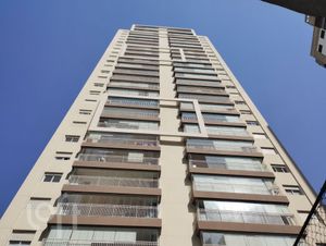 Image 28 - 892421