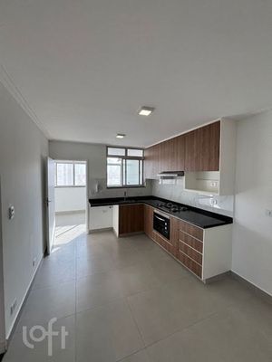 Image 7 - 892428