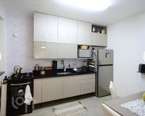 Image 4 - 892442