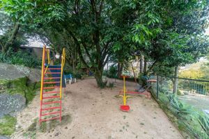 Image 8 - 892458