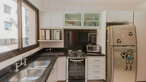 Image 3 - 892483