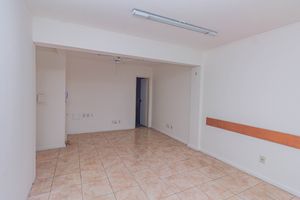Image 4 - 892504
