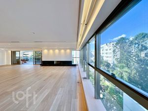Image 14 - 892520