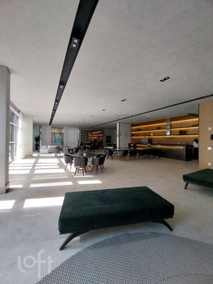 Image 13 - 892528