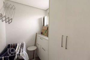 Image 22 - 892532