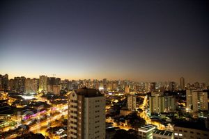 Image 27 - 892538