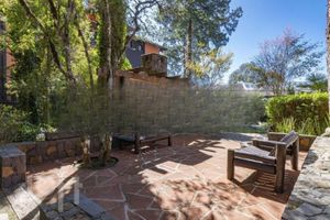 Image 10 - 892547