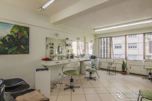 Image 1 - 892555