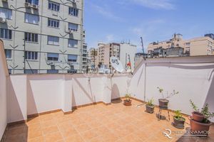 Image 10 - 892555