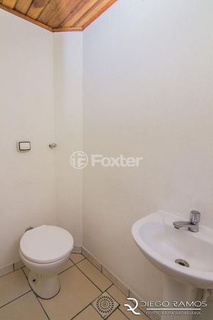 Image 11 - 892555