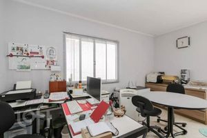 Image 33 - 892561