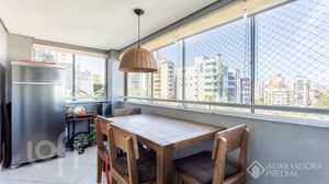 Image 11 - 892563