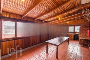 Image 2 - 892564