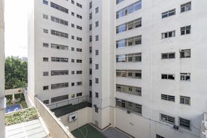 Image 5 - 892565