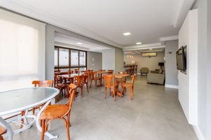 Image 9 - 892567
