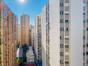 Image 30 - 892570