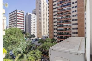 Image 10 - 892574