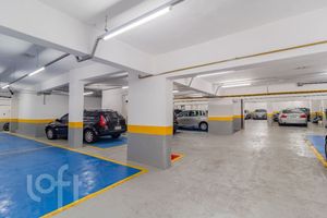 Image 36 - 892575