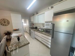 Image 3 - 892577