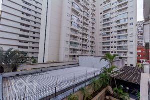 Image 7 - 892589