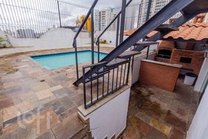 Image 61 - 892589
