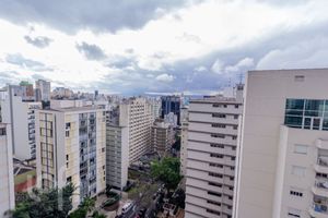 Image 65 - 892589