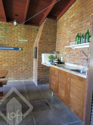 Image 8 - 892591