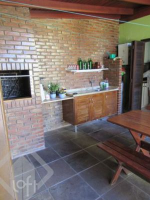 Image 21 - 892591