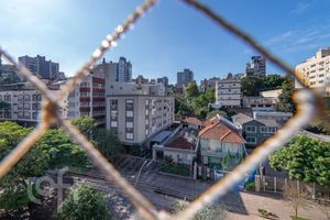 Image 10 - 892592