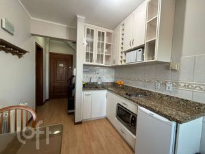 Image 8 - 892597
