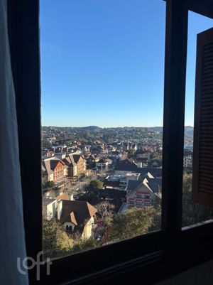 Image 10 - 892597