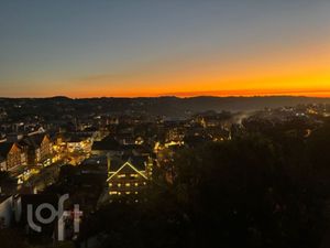 Image 0 - 892597