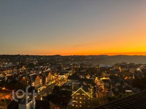 Image 1 - 892597