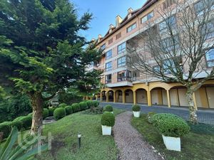 Image 33 - 892597