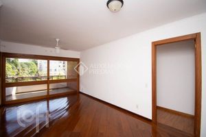Image 1 - 892617