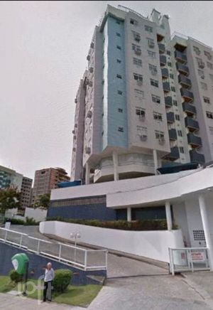 Image 23 - 892655