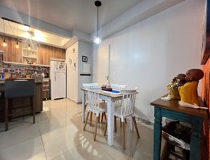 Image 21 - 892669