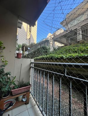 Image 5 - 892669