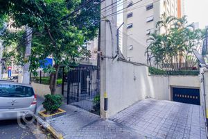 Image 44 - 892677