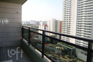 Image 19 - 892678