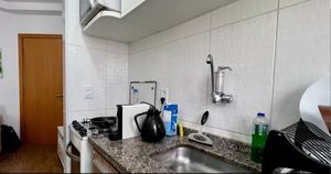 Image 8 - 892682